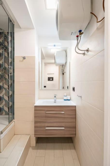 Touch&Go - Stanza Privata Con Servizi Ciampino Exterior photo